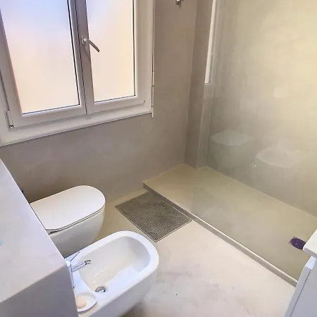 Apartment 2 Bedroom, 2 Bathrooms Suquet With Sea View 314 Cannes